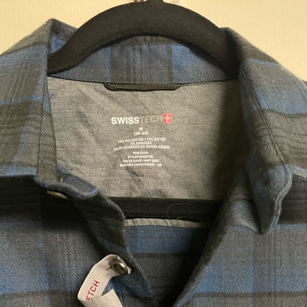 NWT Swiss Tech Men's Blue and Gray Checkered Shirt